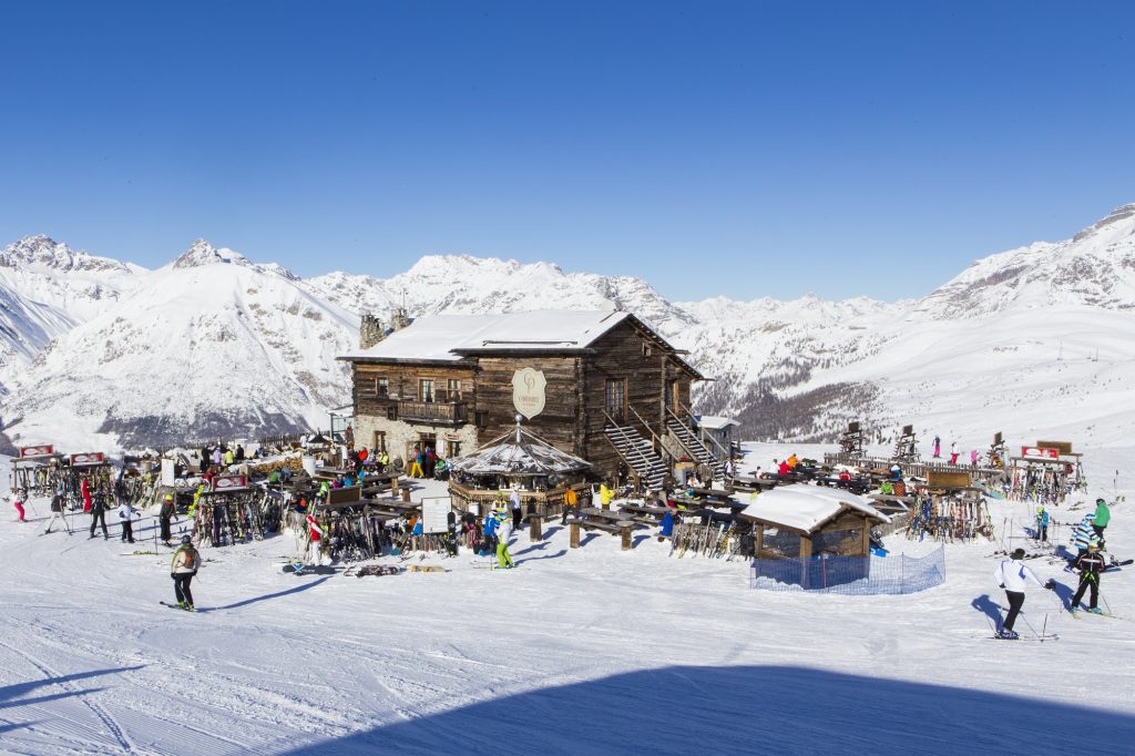 Rifugio Camanel di Planon – Mottolino Ski area
