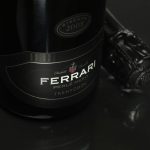 Ferrari Perlé Bianco, la quintessenza dello stile Perlé in un nuovo Trentodoc Riserva