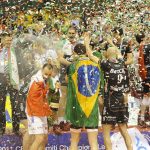 Nella Champions League di pallavolo si festeggia sempre con bollicine Ferrari