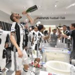 La Juventus dei record brinda con Ferrari  al sesto scudetto consecutivo