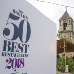 Massimo Bottura feiert mit Ferrari seine Rückkehr an die Spitze der 50 besten Restaurants der Welt