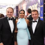 Hollywood-Stars bei den Emmy® Awards stoßen mit Ferrari an