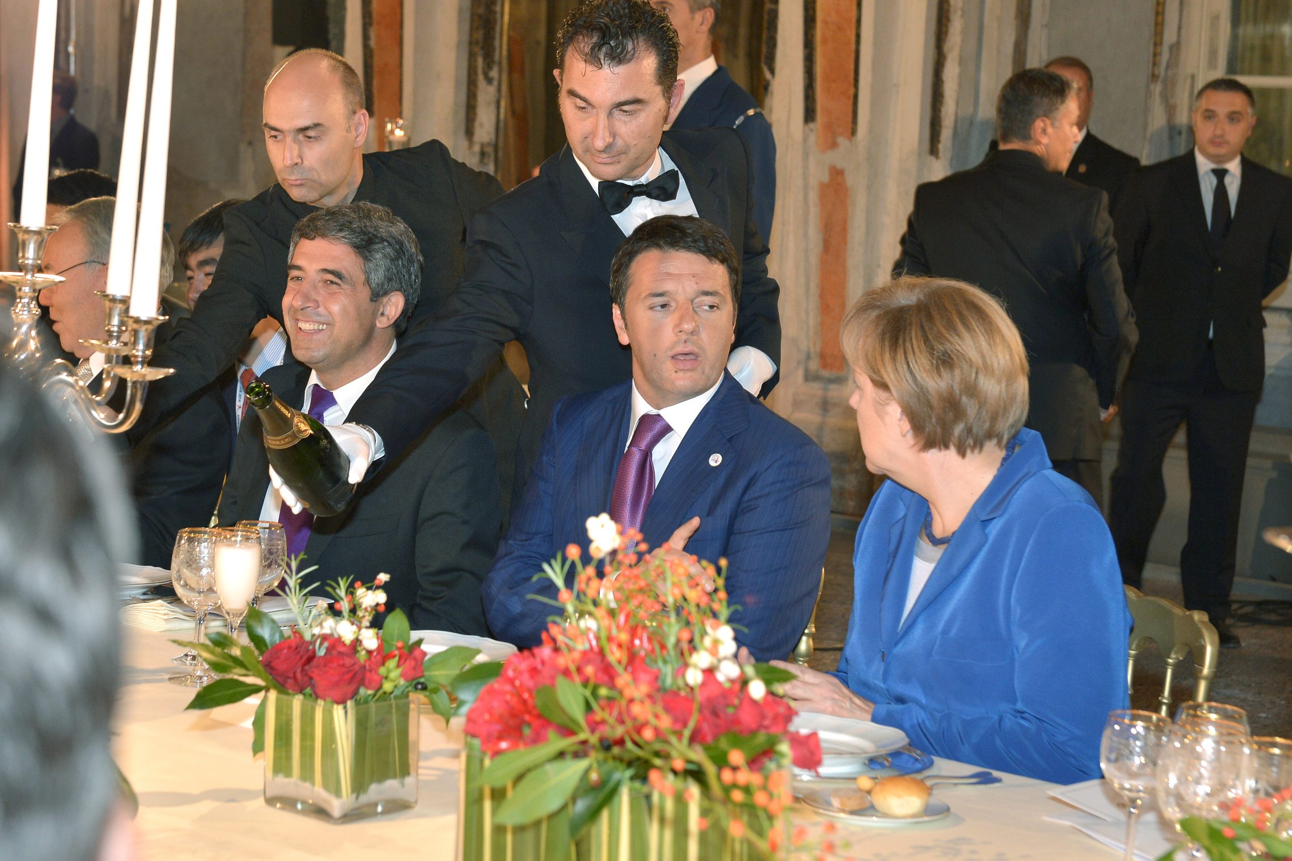 Brindisi Ferrari a Firenze tra Angela Merkel e Matteo Renzi