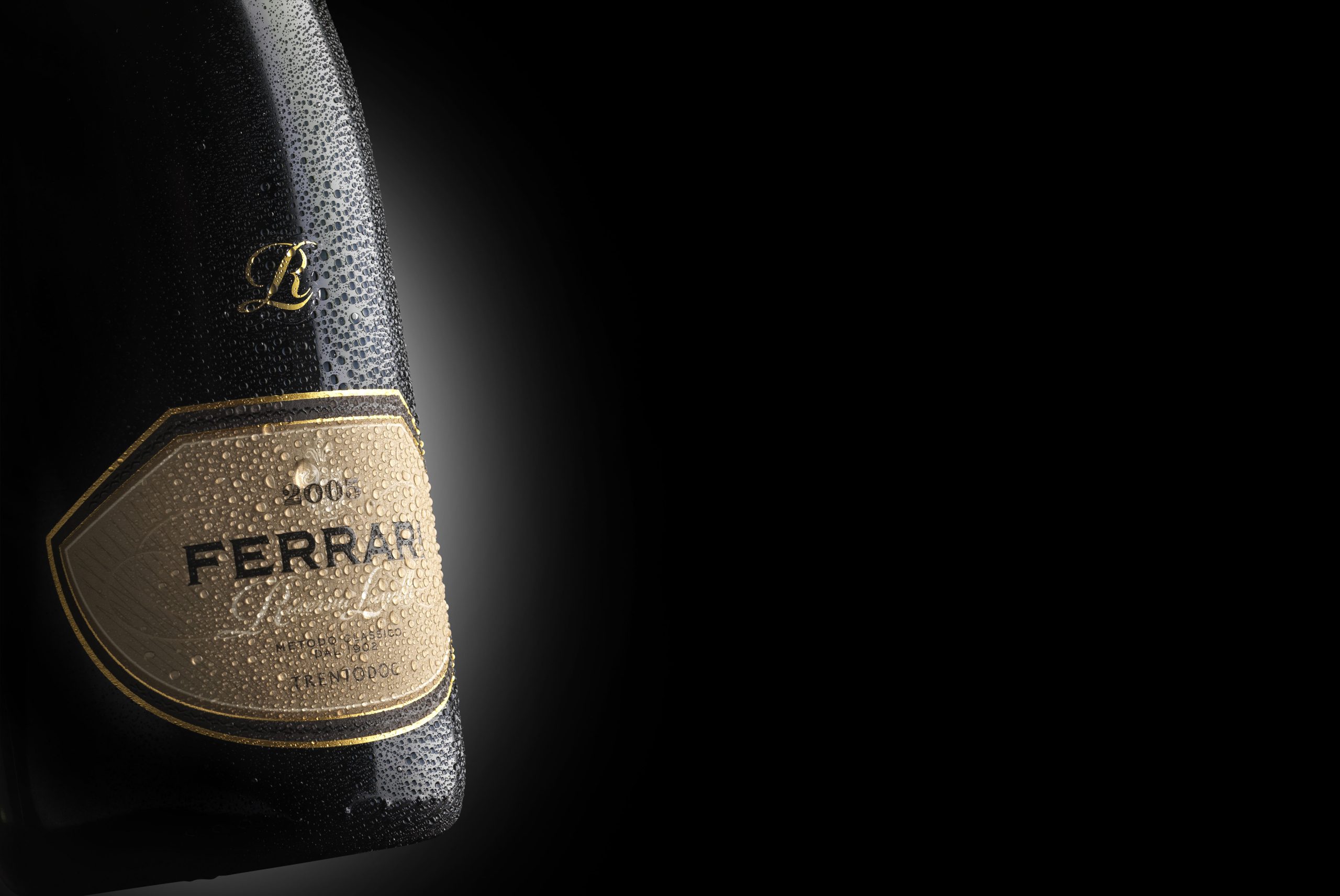 Il Ferrari Riserva Lunelli Trentodoc 2007 conquista i tre bicchieri del Gambero Rosso