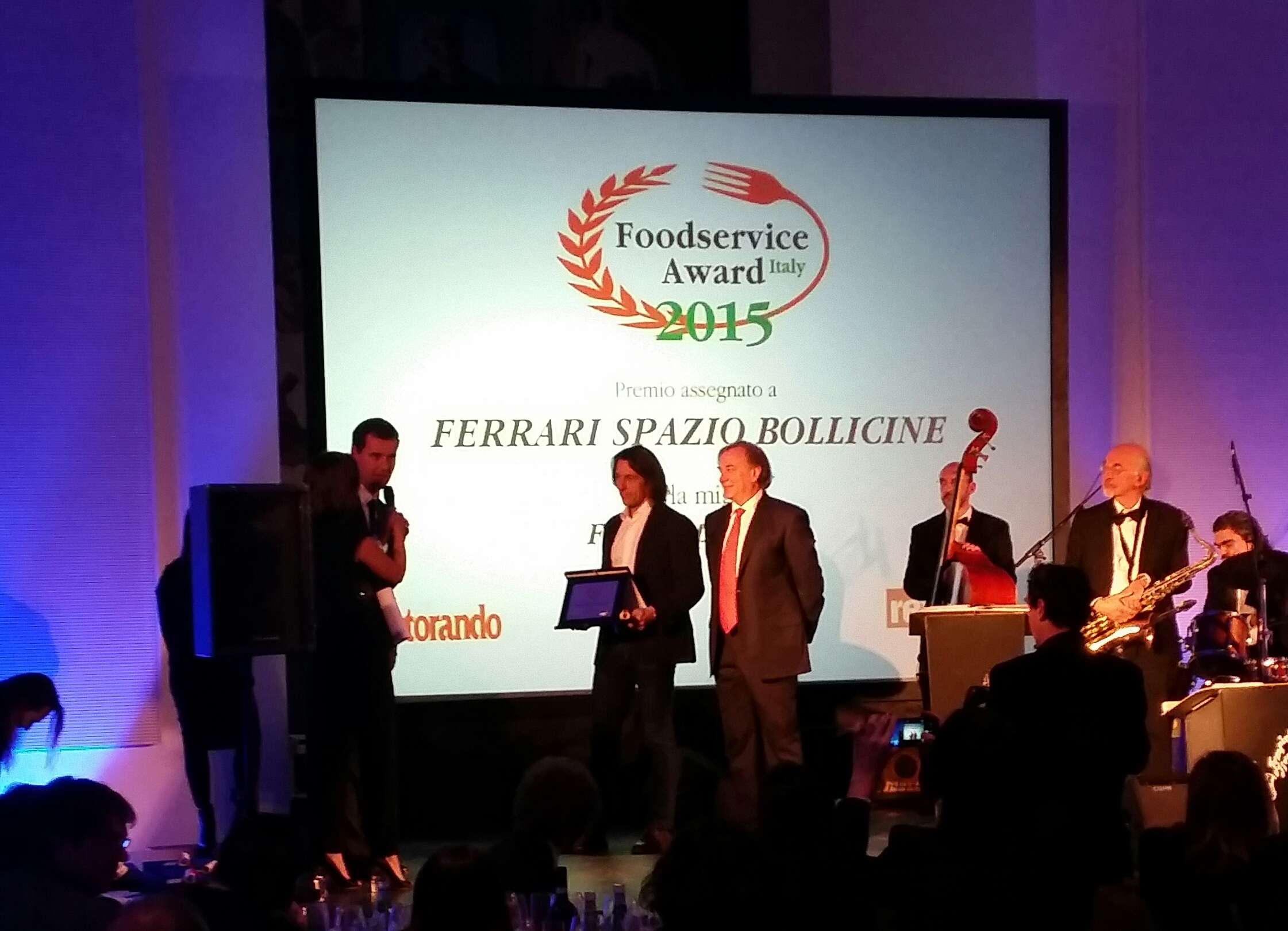 I Ferrari Spazio Bollicine miglior “Food Experience” dell'anno ai Foodservice Award Italy 2015
