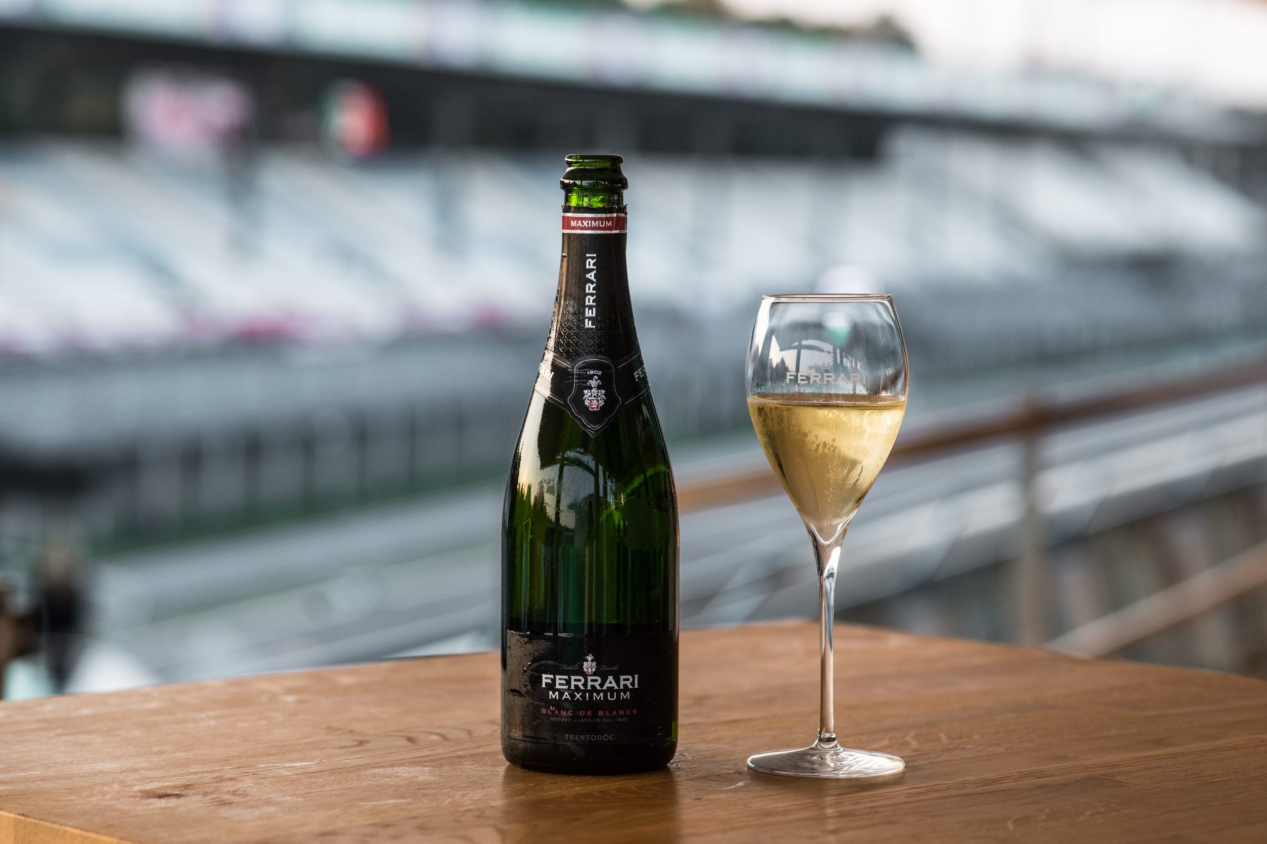 Alfa Romeo F1 Team ORLEN  sceglie Ferrari Trento e Tenute Lunelli per celebrare  all’insegna dell’italianità i momenti più significativi della squadra