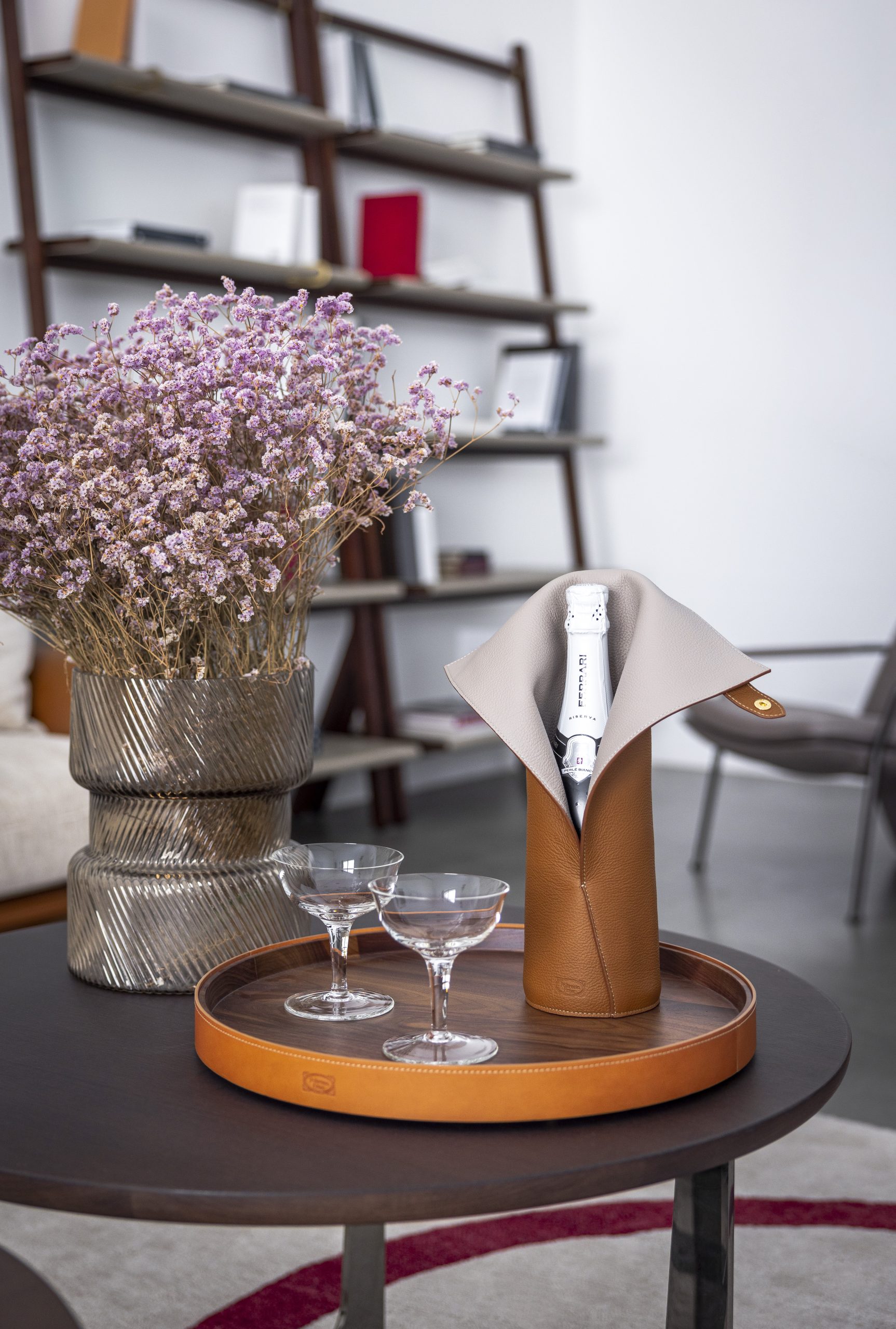 Special edition celebrativa: la Winebag in partnership con Poltrona Frau