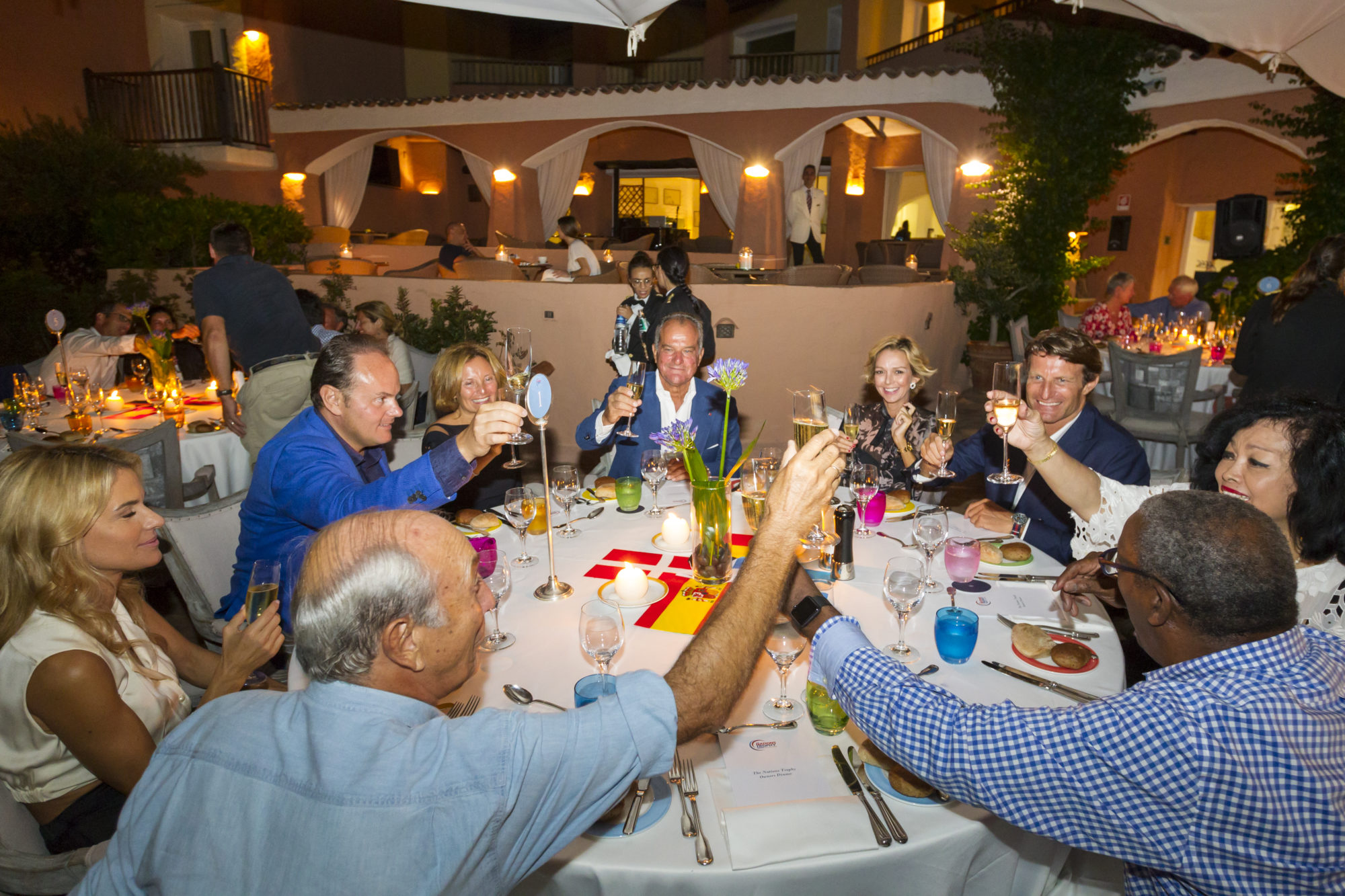 Le Cantine Ferrari e il mondo della nautica d’eccellenza: una partnership vincente all’insegna dell’Arte di Vivere Italiana