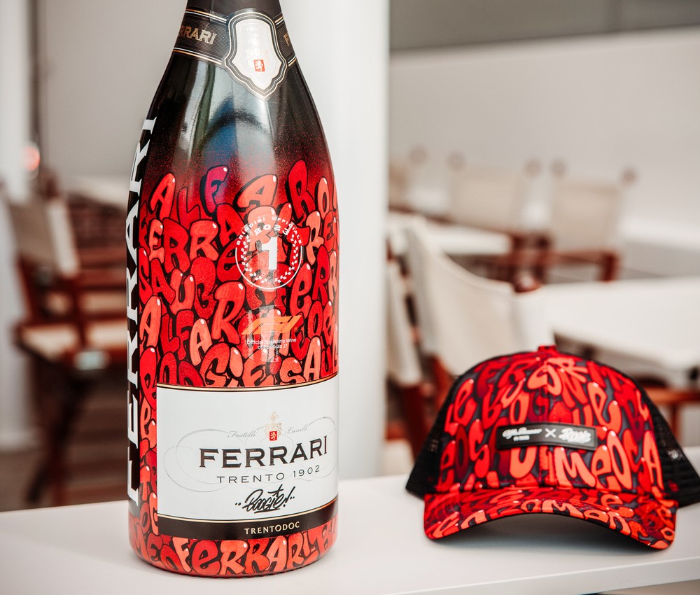 <strong>Ferrari Trento e Alfa Romeo F1 TeamStake insieme per un’asta benefica nata dalla collaborazione con l’artista BOOGIE</strong>