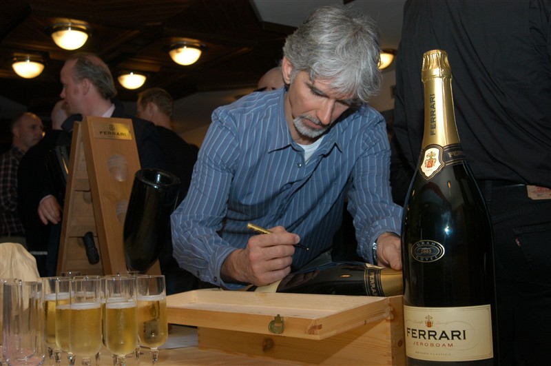 Damon Hill: è la prima volta che firmo per la Ferrari