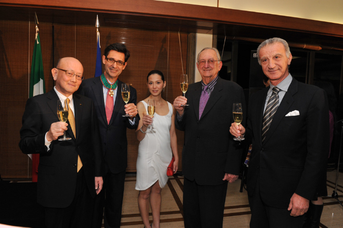 Jet?s thirty years celebrated in Japan with a Ferrari toast and the honouring of Thierry Cohen