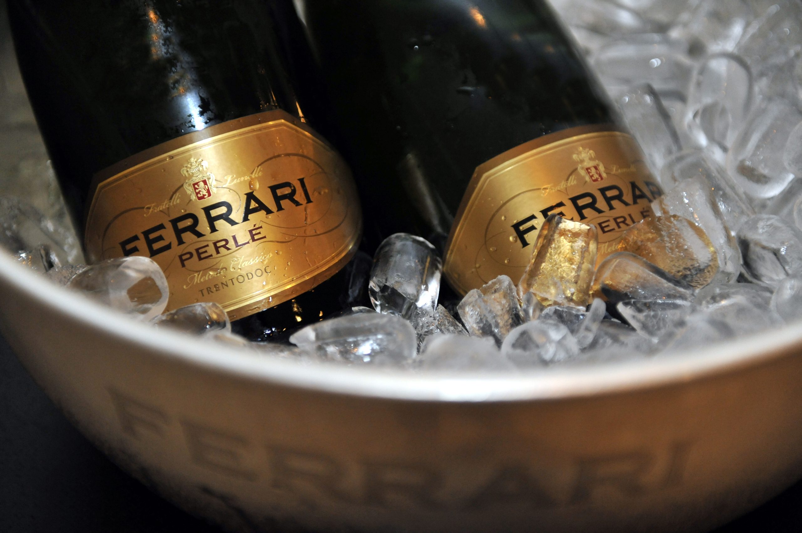 Il Trentodoc Ferrari Perlé 2006 è ?Vino del Confratello? per la Confraternita della vite e del vino