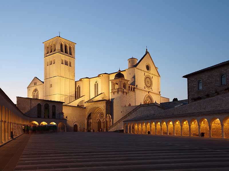 E dopo il concerto di Morricone anche Mario Monti brinderà con Ferrari ad Assisi