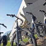 <strong><em>Ferrari Trento e-Bike Green Tour: </em>nasce il ciclo tour tra bollicine, arte e natura</strong>
